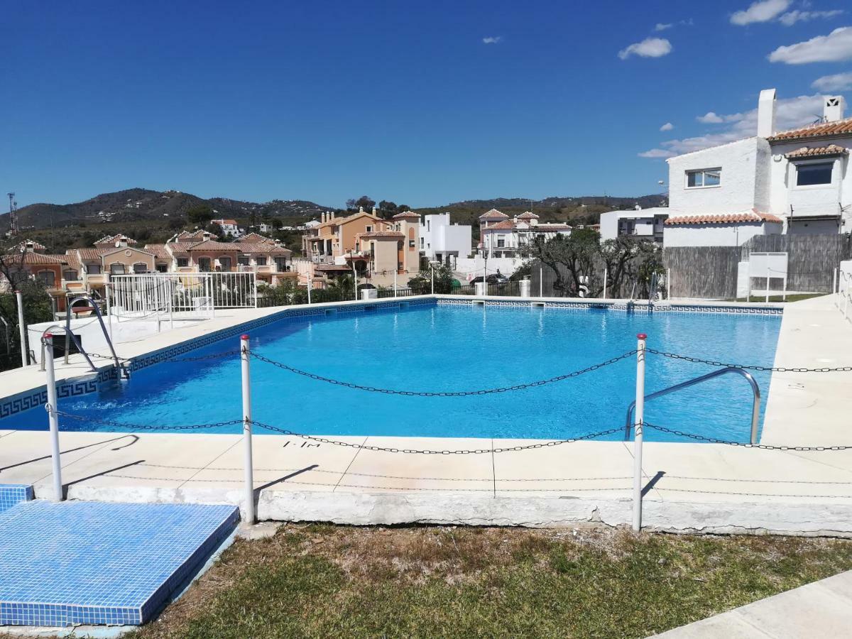 Sunset View Apartment Nerja Bagian luar foto